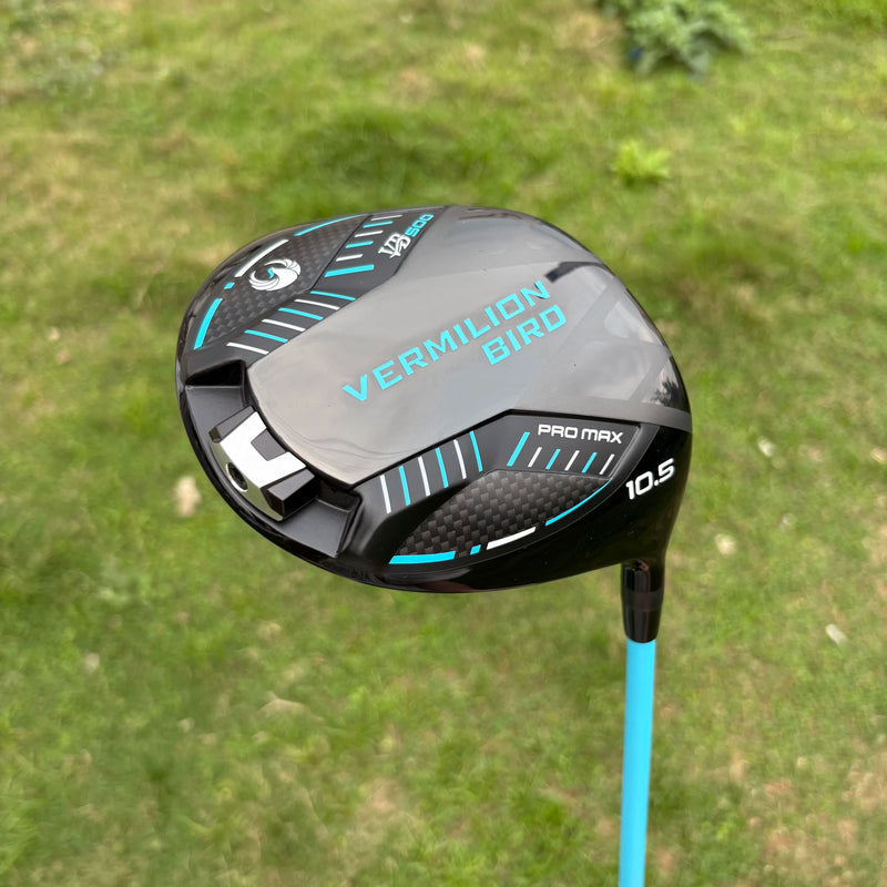 Driver de golf titane 10,5° – tête vue de trois quarts avec ses touches bleu turquoise