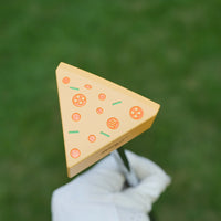 Putter maillet à faible couple – tête de pizza tenue à la main
